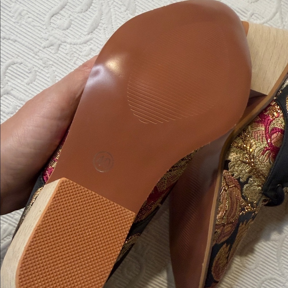 Women’s Vintage Look Embroidered Women's Boots Lace Up Boho size 40/9.5. NEW - Picture 7 of 9